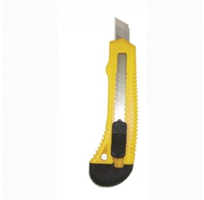 CUTTER LAMA DE18 MM BASIC MTL